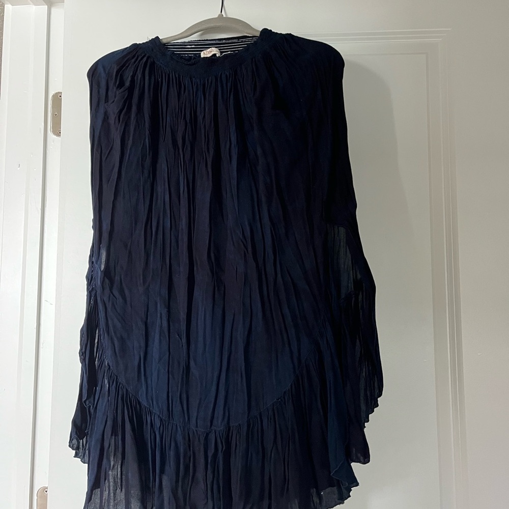 Elegant Navy Blue skirt.